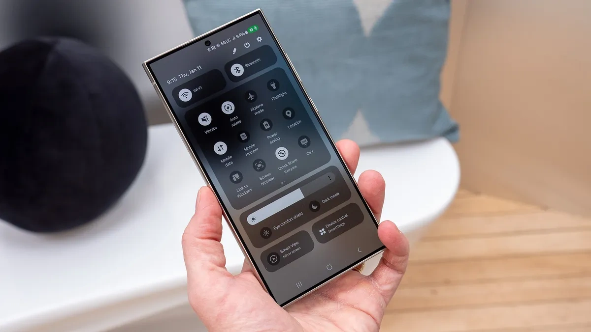 三星将在基于 Android 15 的 One UI 7 上解锁卫星连接功能
