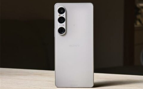 索尼Xperia 1 VII外观曝光：颠覆性横向摄像头设计引领新潮流