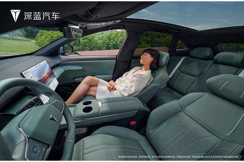 深蓝S07重磅上市 打造科技新主流中型SUV引领智能出行
