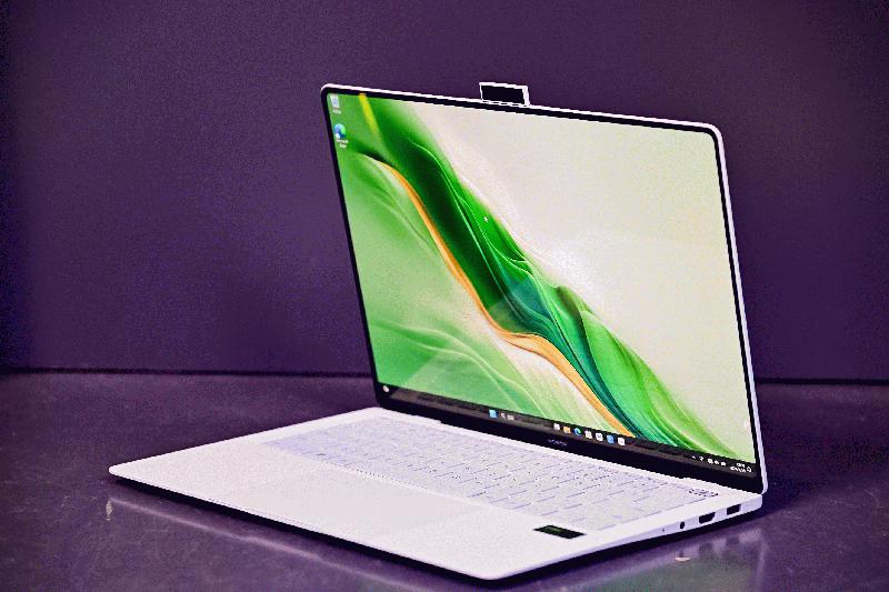 荣耀AI PC全家桶来袭！荣耀MagicBook Art 14及多款产品亮相ChinaJoy