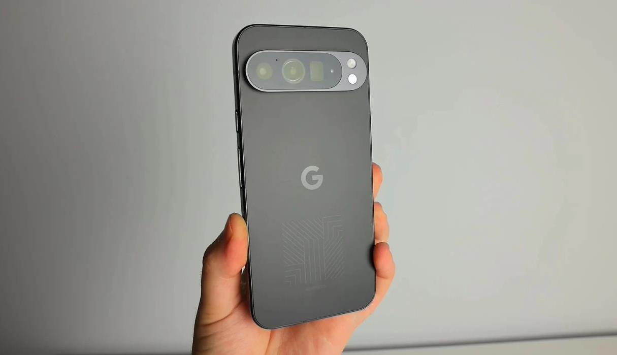 谷歌Pixel 9 Pro XL设计样机上手视频曝光，采用圆润的边角设计