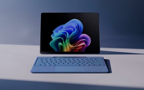 微软Surface Pro 11深度体验：骁龙X Elite赋能下的极致性能与续航体验