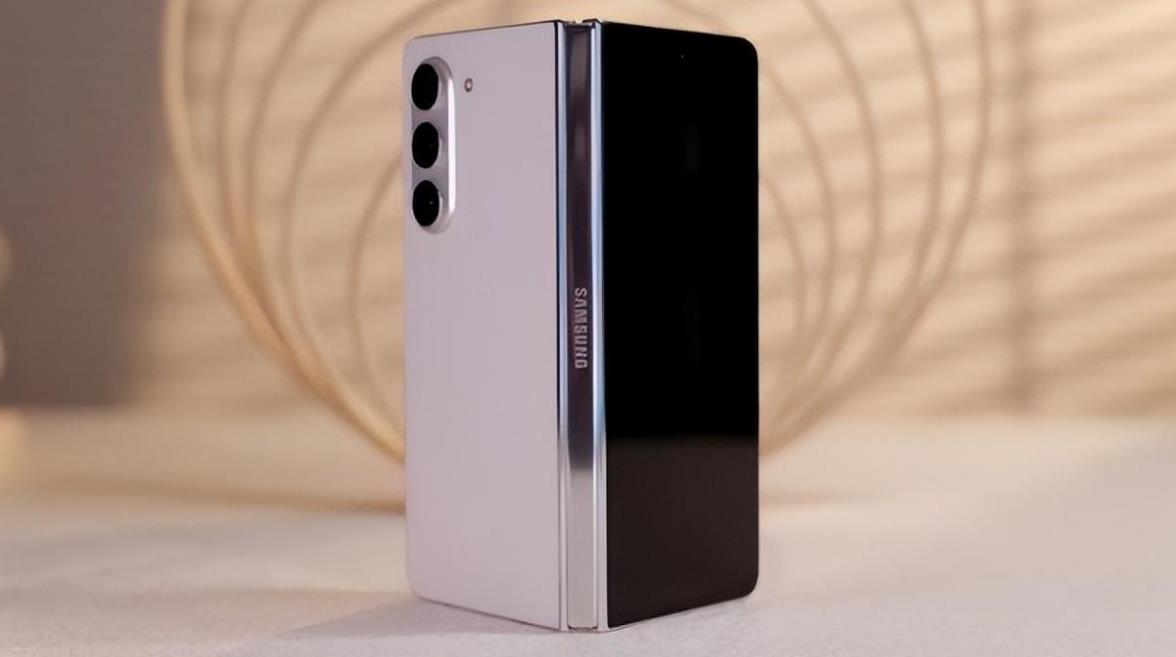 三星Samsung Galaxy Z Fold 5灾情、缺点全面解析