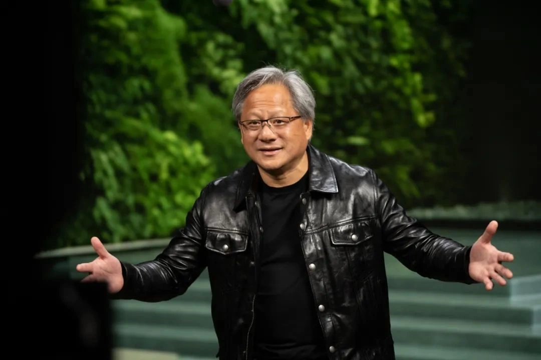 黄仁勋70天套现超5亿美元 是AI泡沫来了，英伟达股票不香了么？
