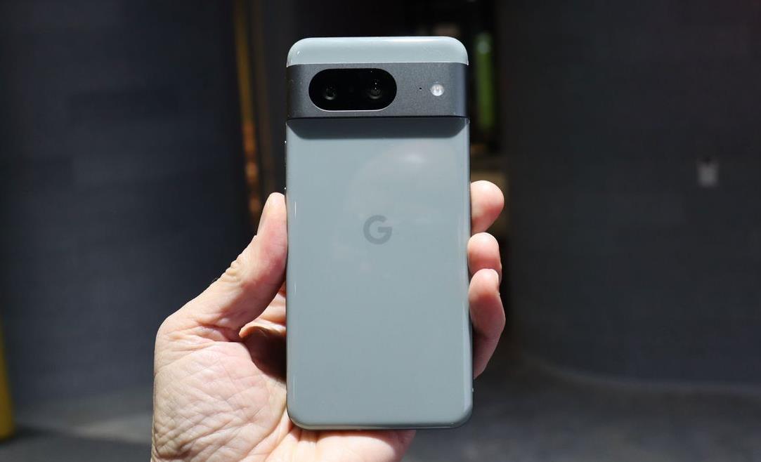 谷歌Pixel 8灾情、缺点：卓越性能背后的价格高昂与细节待完善
