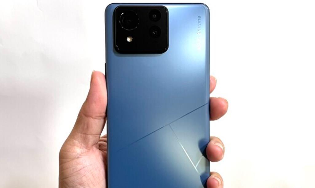 华硕ASUS Zenfone 12 Ultra曝光：搭载Snapdragon 8 Gen 4芯片