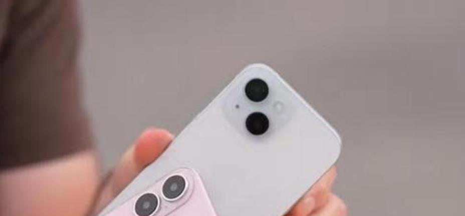 苹果Apple iPhone 16机模曝光：新配色、创新设计与性能升级引关注