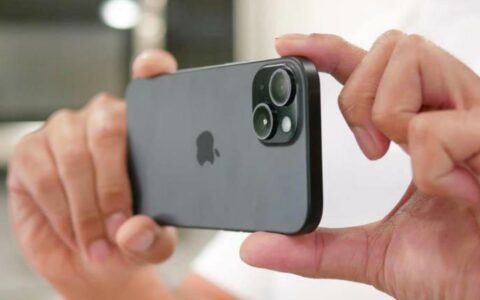 苹果Apple iPhone 16 Pro更新：拍照按键引关注，设计哲学再摇摆