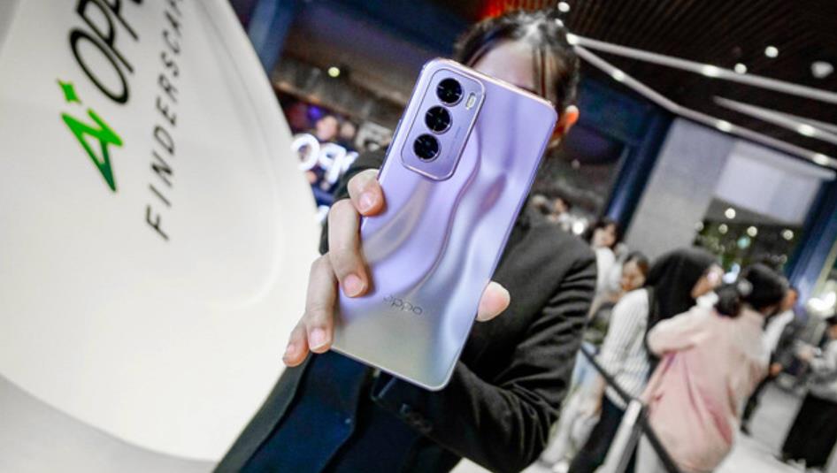 OPPO Reno 12 5G缺点：5G体验佳，但性能续航待提升