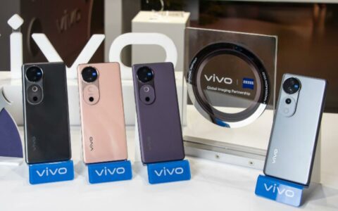 Vivo V40缺点解析：时尚与性能并存，但短板需注意