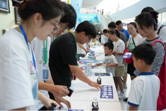 2024年IRO国际机器人奥林匹克大赛中国总决赛暨北京冰丝带科技节举行