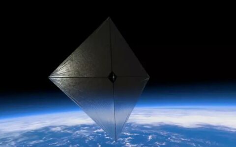 NASA太阳能帆成功展开，引领无燃料航天新时代