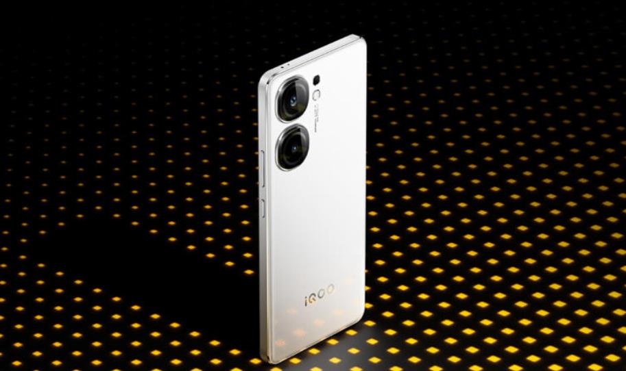 iQOO Z9 Turbo+曝光：天玑9300+加持，定价更激进