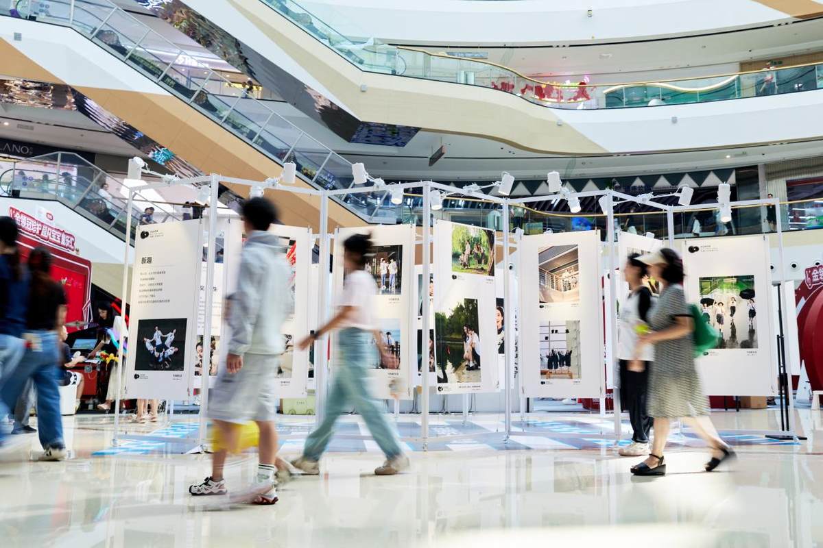 荣耀雅顾人像再升级 携手5城万达落地摄影展