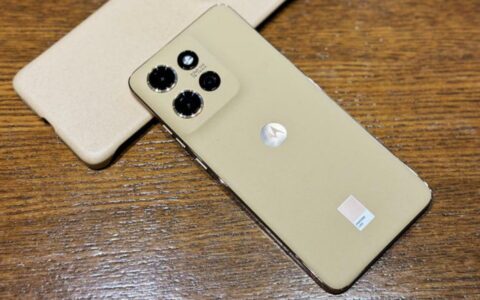 联想moto S50评测：小屏时代的硬核之选，时尚与性能的完美碰撞