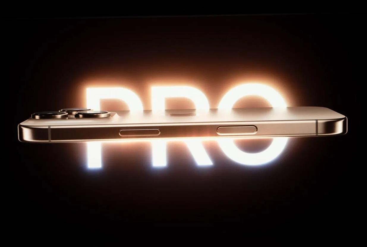 苹果正式发布iPhone 16 Pro系列：超大屏、A18 Pro芯片引领创新