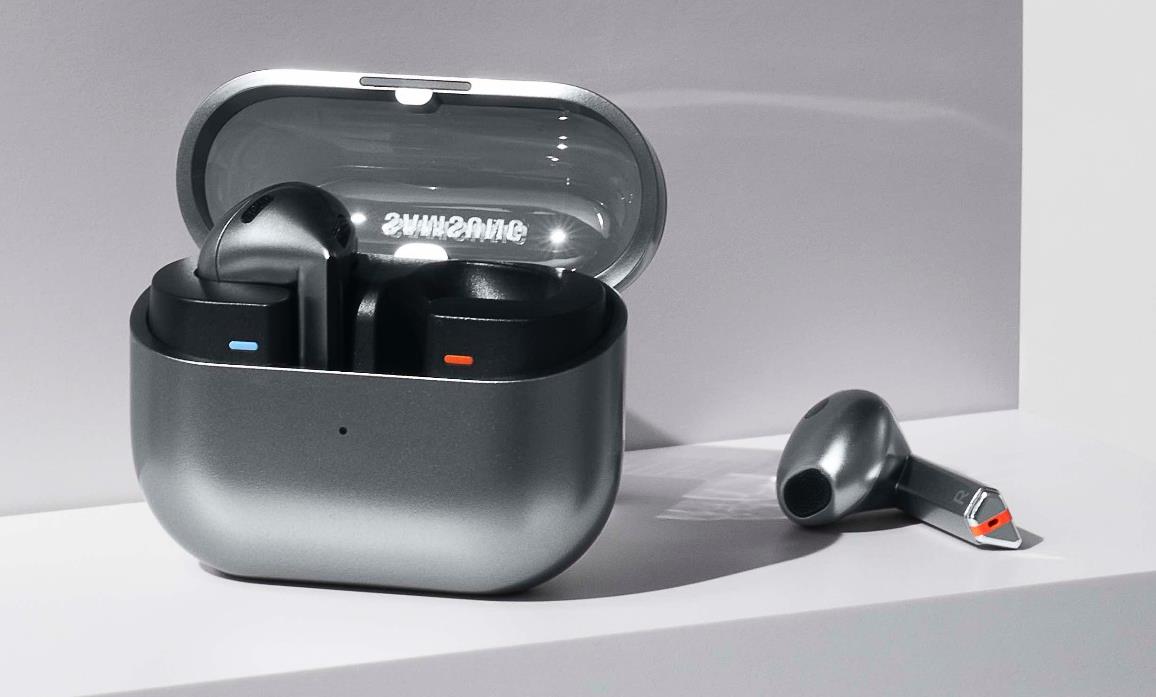 三星Galaxy Buds3系列耳机：今秋时尚与科技并重的潮流之选