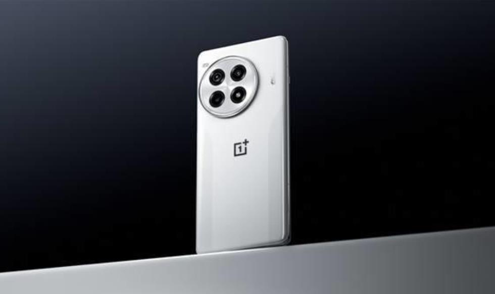 一加OnePlus 13规格曝光，搭载100W快充及骁龙8 Gen 4