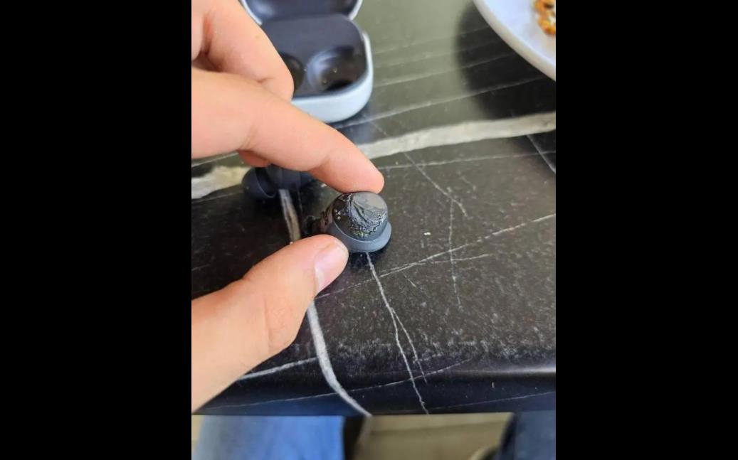三星耳机爆炸导致用户听力永久受损