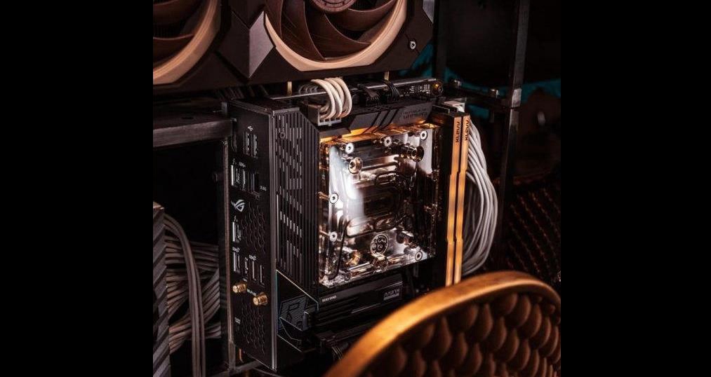 NVIDIA发布《黑神话：悟空》主题高端电脑主机