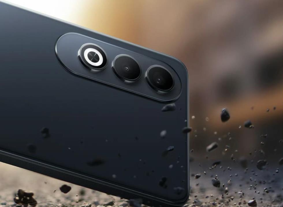 OPPO K12 Plus预热：超抗摔金刚石架构与耐寒超级闪充引关注