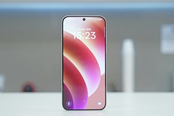 根治行业痛点！OPPO Find X8 Pro实现极致轻薄+持久续航