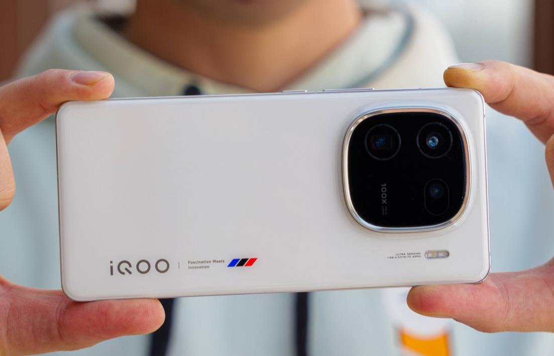 iQOO 13发布时间曝光，或搭载骁龙8 Elite处理器