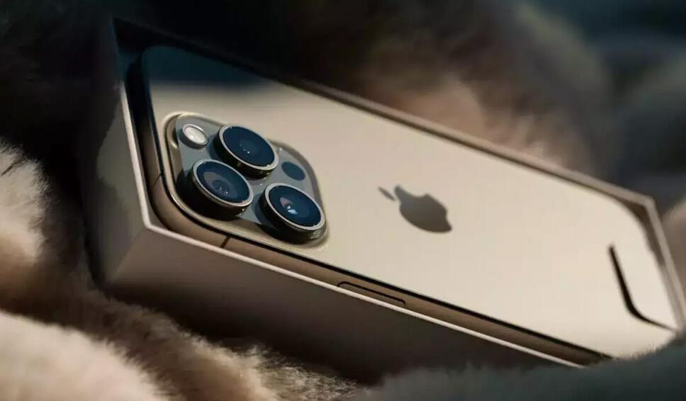 iPhone 16 Pro Max怎么样：强悍性能与精致外观下的那些小遗憾