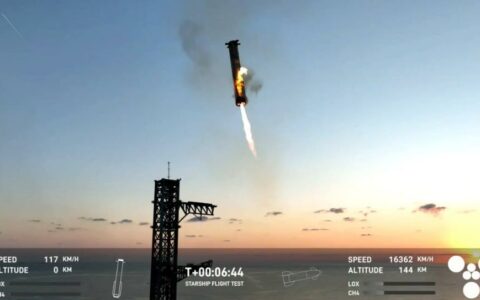 SpaceX星舰第五次试飞成功实现“筷子夹火箭”，马斯克称其为“无虚构科幻小说”
