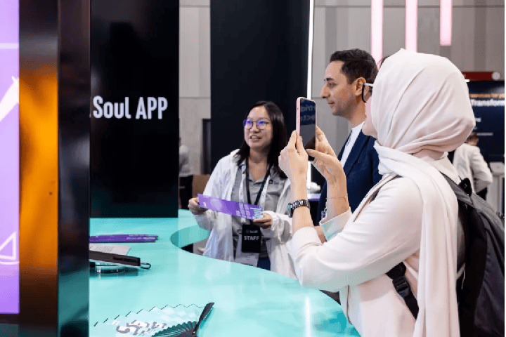 亮相2024 GITEX海湾信息技术博览会 Soul App多模态大模型实现超拟人互动体验 