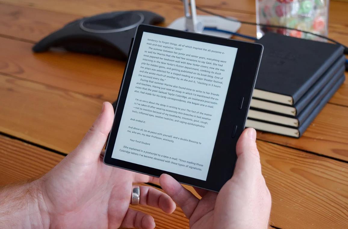 亚马逊确认Kindle Oasis停产，物理翻页按键成为历史