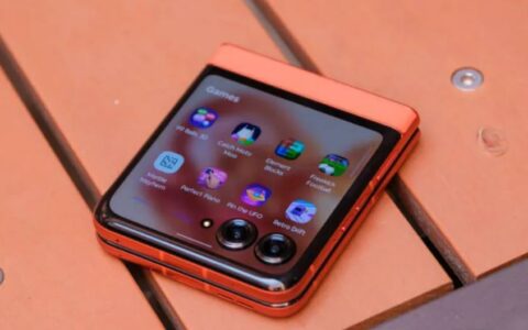 摩托罗拉Razr 2024亚马逊历史新低：仅需449美元，节省251美元！