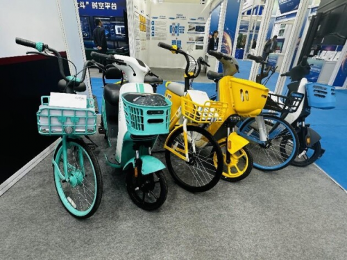 华大北斗芯片级产品矩阵亮相第三届北斗规模应用 国际峰会