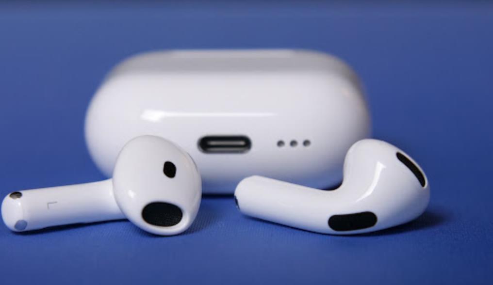 AirPods 4台湾开启预购，预计12月出货