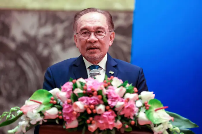 马来西亚总理安瓦尔称华为在砂拉越提供数百个移动站点加速该国数字化转型