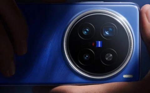 vivo X200 Ultra影像细节曝光：搭载全高规格三摄
