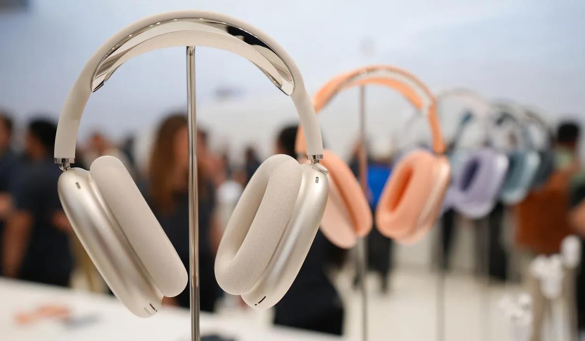 黑色星期五交易：苹果AirPods Max (USB-C)美国B&H限时优惠10美元，售价539美元