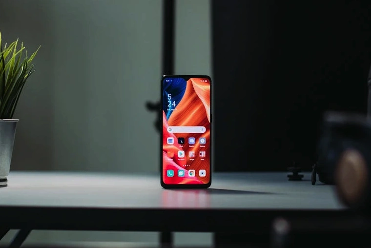三星被曝 12 月启动 One UI 7 测试   Samsung Galaxy S24 系列手机率先体验