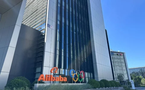 阿里整合国内和海外电商，成立电商事业群，蒋凡出任CEO