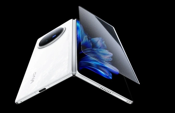 vivo X Fold 5遭曝光 6000mAh大折叠 极致轻薄设计