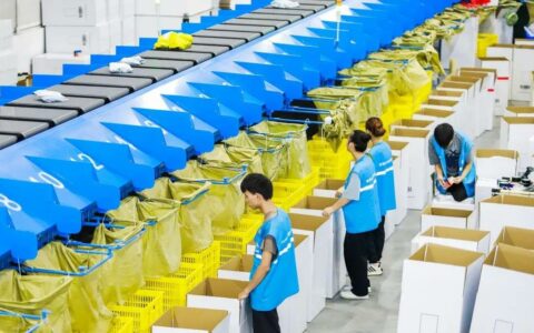 菜鸟海外仓出库单量大增，峰值日单量猛涨3倍