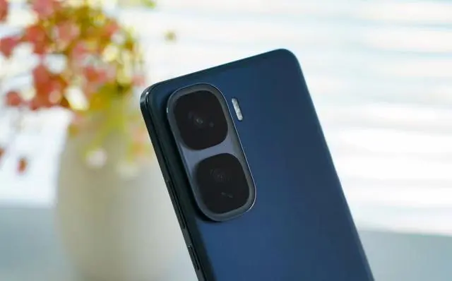 iQOO Neo10 Pro vs 红米K80 Pro：性能旗舰之争，谁才是你的最优解