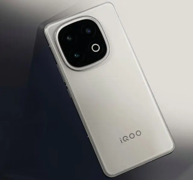 iQOO 13值不值得入手？iQOO 13全面评测