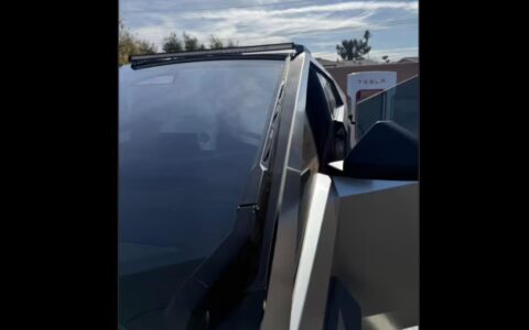 特斯拉Cybertruck隐藏设计曝光：雨刷移至A柱提升空气动力学