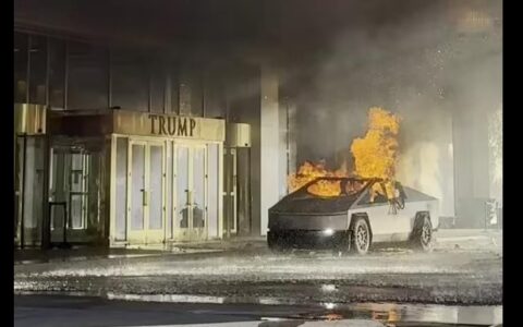 特斯拉Cybertruck拉斯维加斯酒店外爆炸，马斯克称与车辆无关