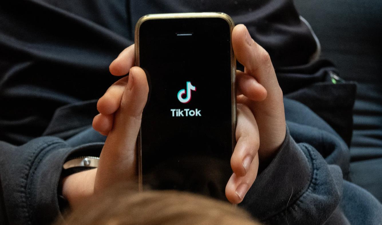 马来西亚实施社交媒体运营许可制度，微信、TikTok等已获准