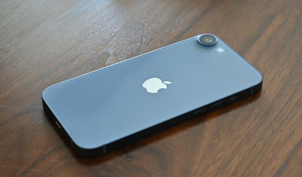 古尔曼：苹果新款iPhone SE 4与iPad 11将在4月前发布