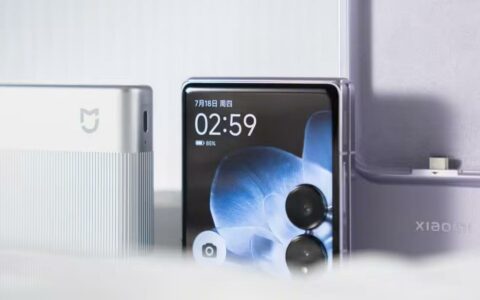 小米MIX Flip 2折叠手机爆料：弃长焦换超广角，或5月发布