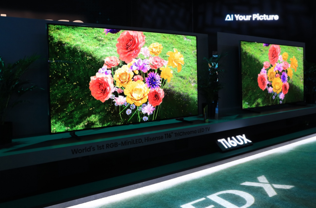 【2025 CES】液晶电视史上第一次发出彩色光源，海信RGB-Mini LED引领显示产业升级