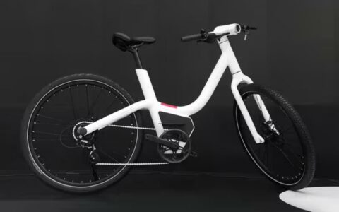 【CES 2025】爱玛Rizoma概念车VENICE全球首发